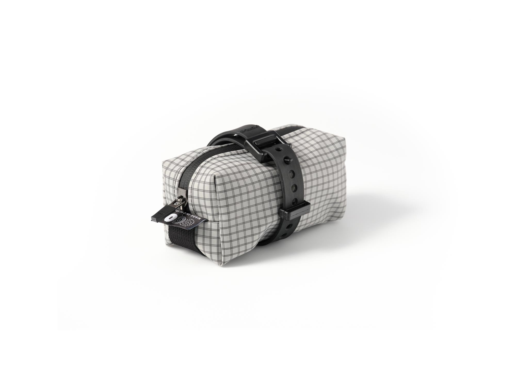 OUTER SHELL x SLUG Mtb Saddle Bag